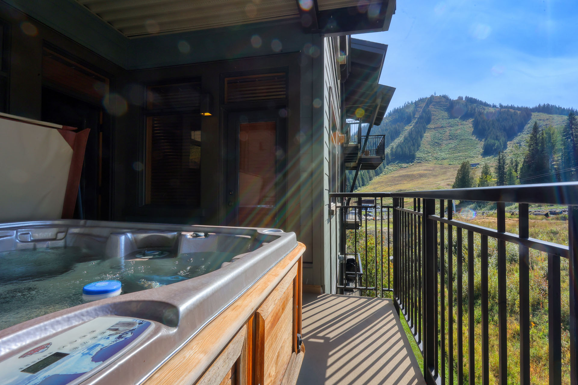 Slalom Creek 2 Bed + Den