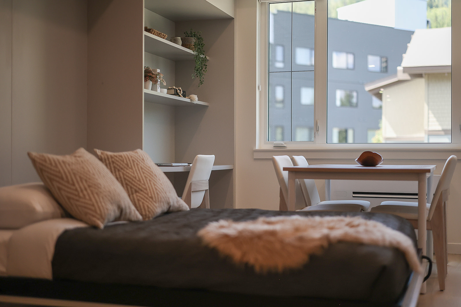 CRESCENT RED MTN 304