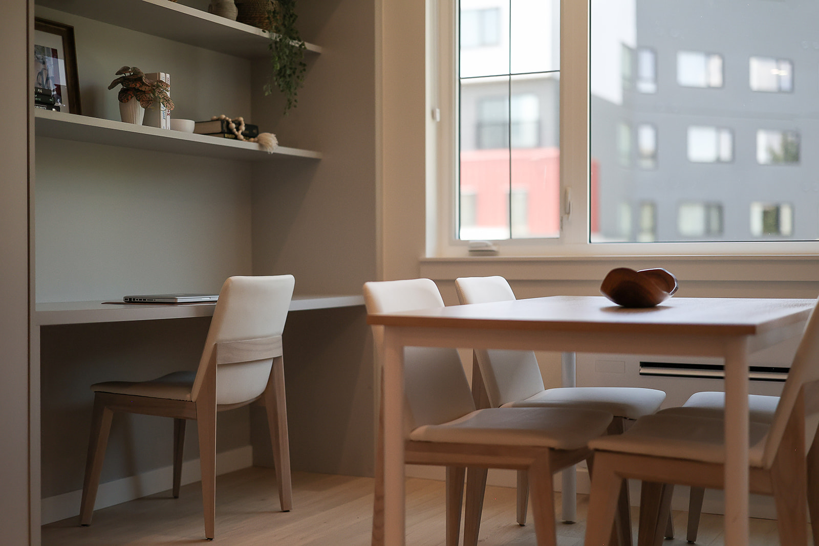 CRESCENT RED MTN 304