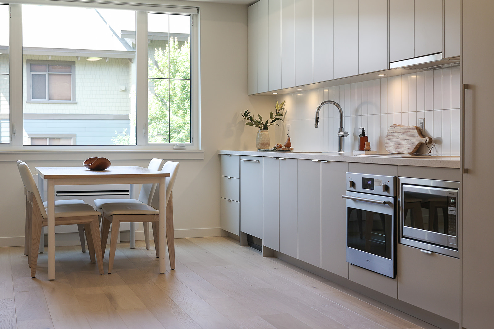 CRESCENT RED MTN 304