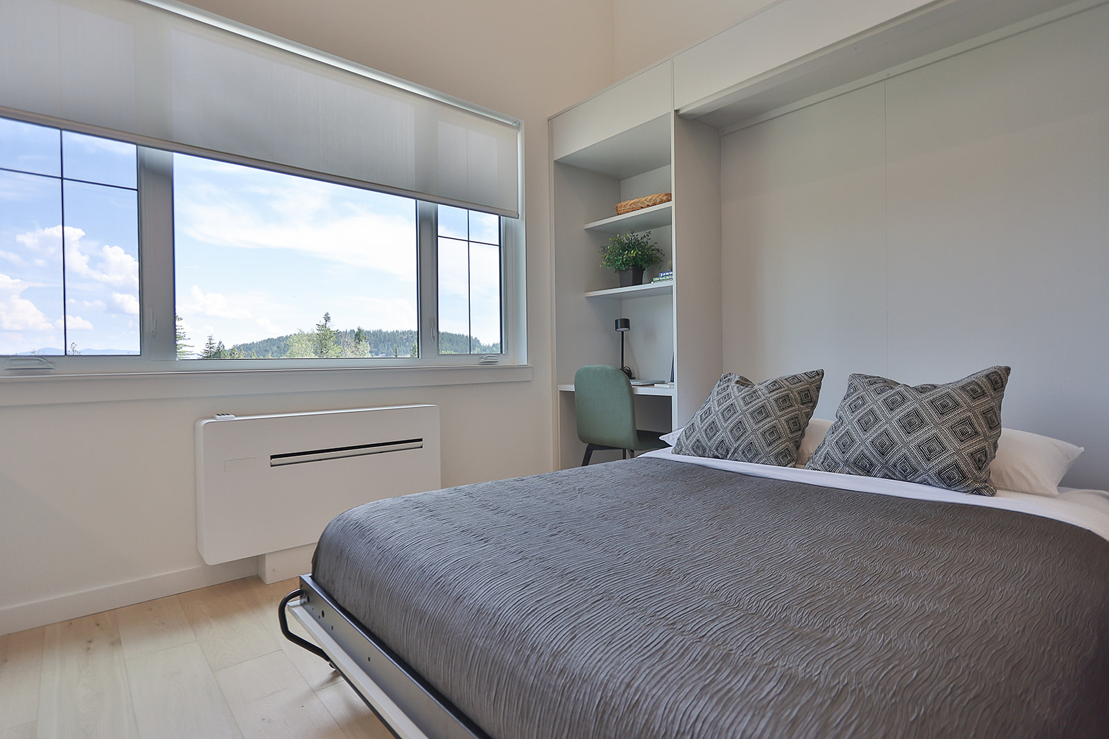 CRESCENT RED MTN 413