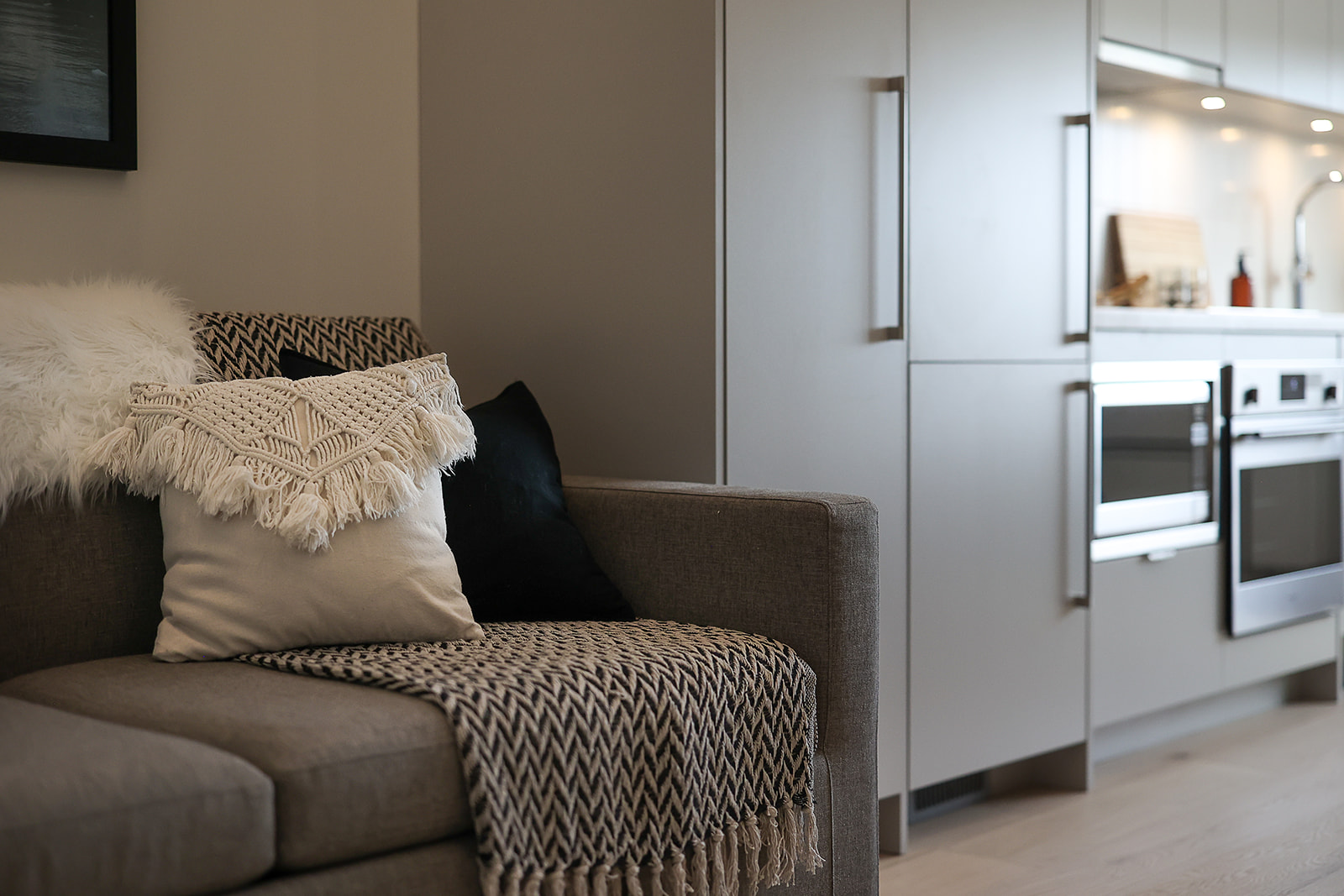 CRESCENT RED MTN 413