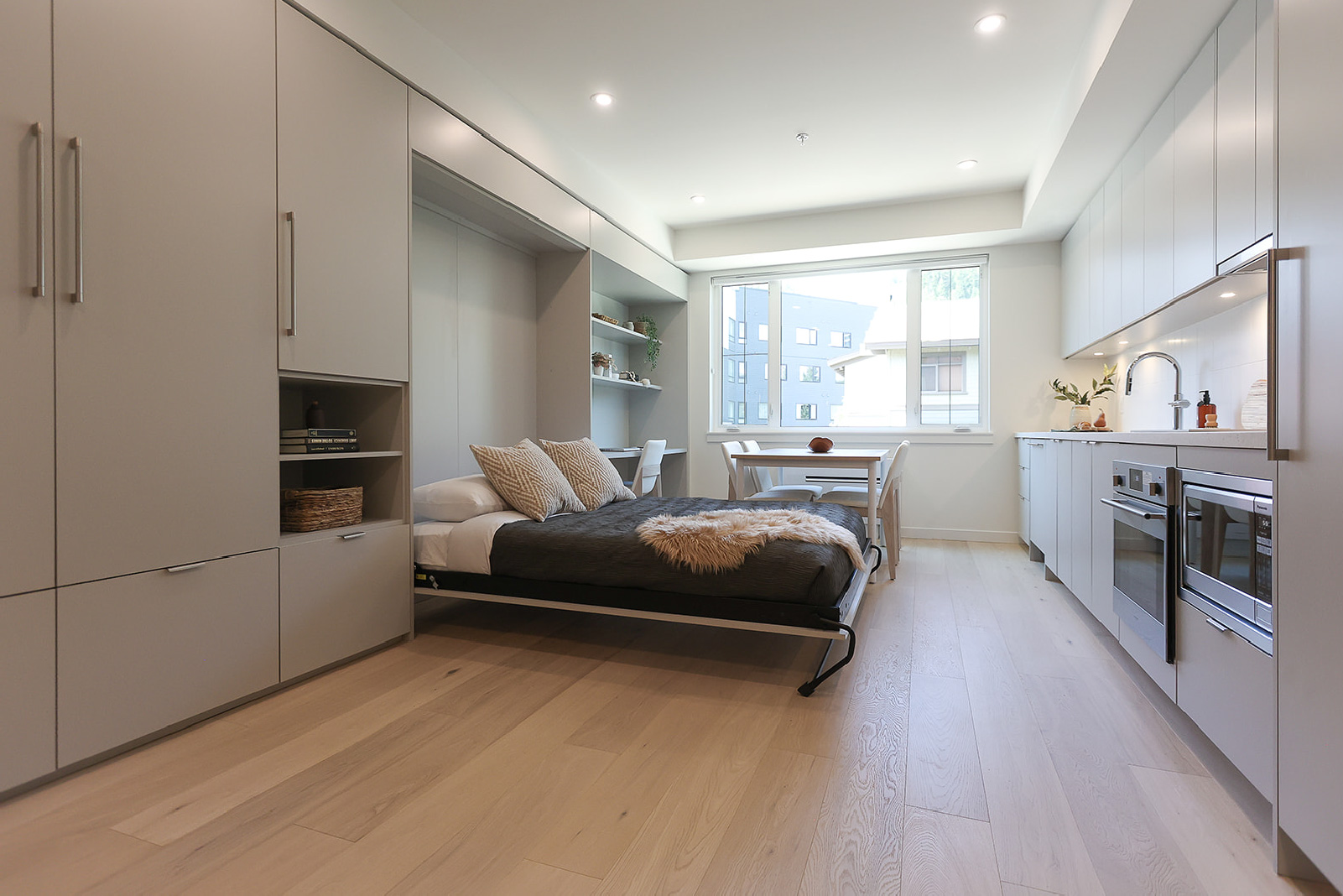 The Crescent Room 304 - Studio