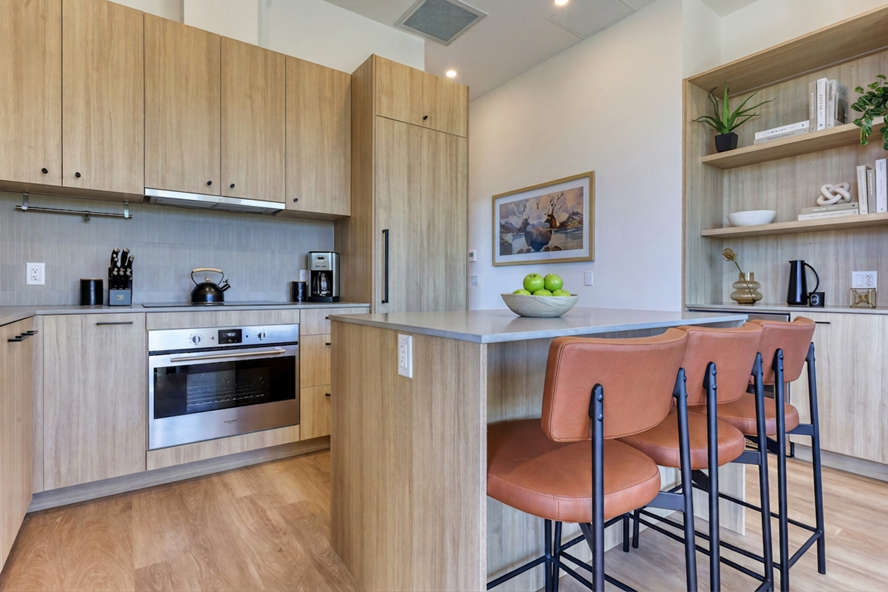 The Daly - Kitchen 610